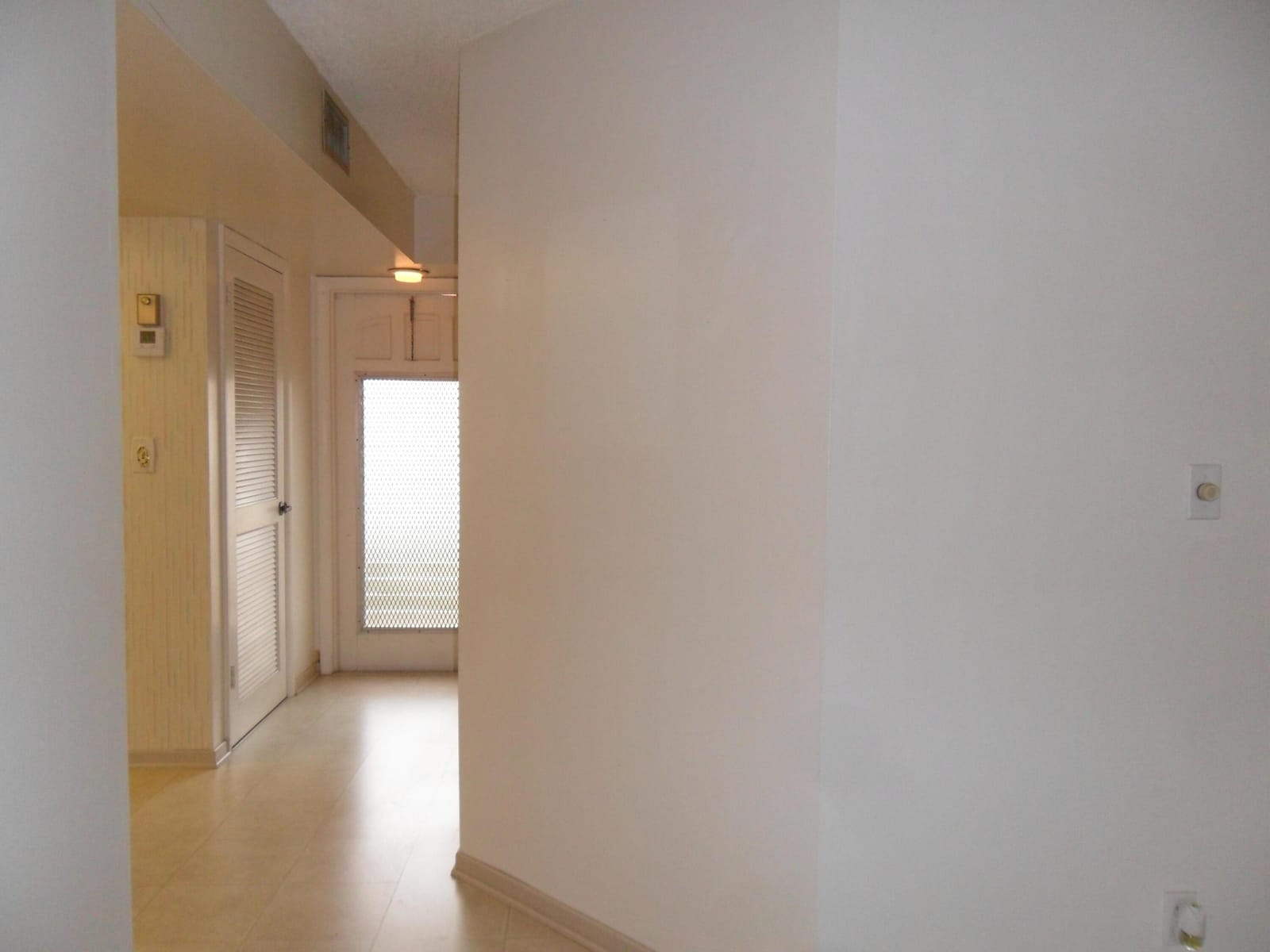 9420 S Hollybrook Lake Drive 105 — photo 8