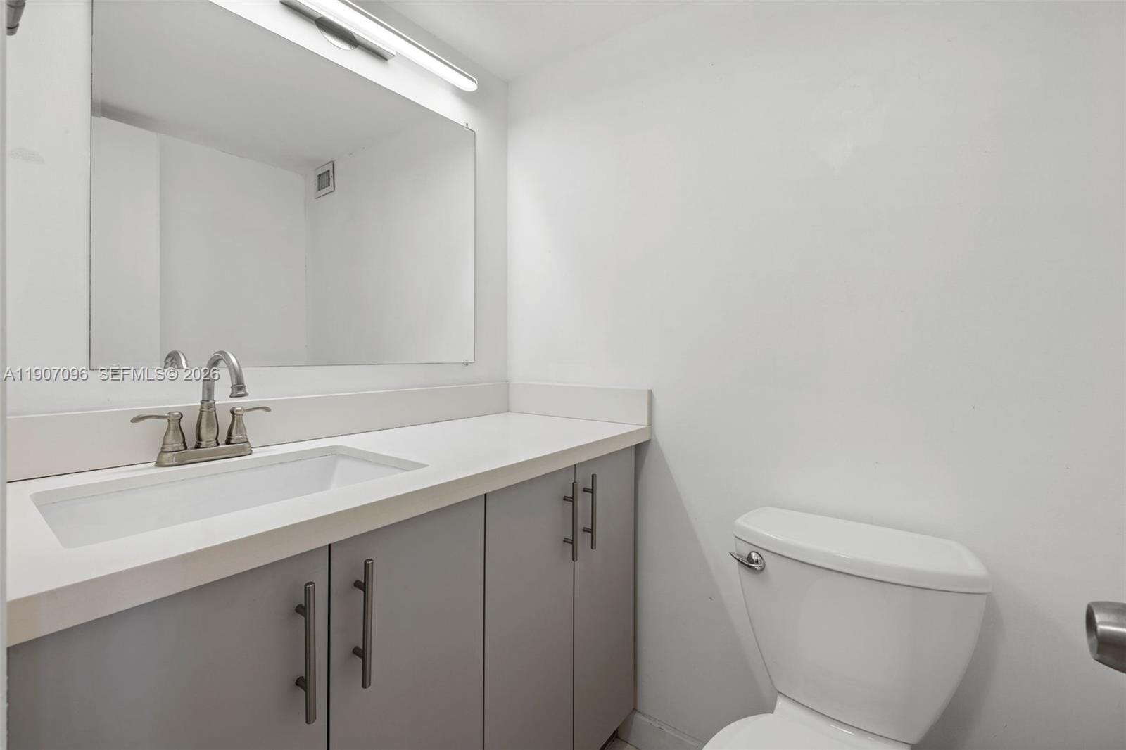 1020 Meridian Avenue 811, Miami Beach, FL 33139 photo 7