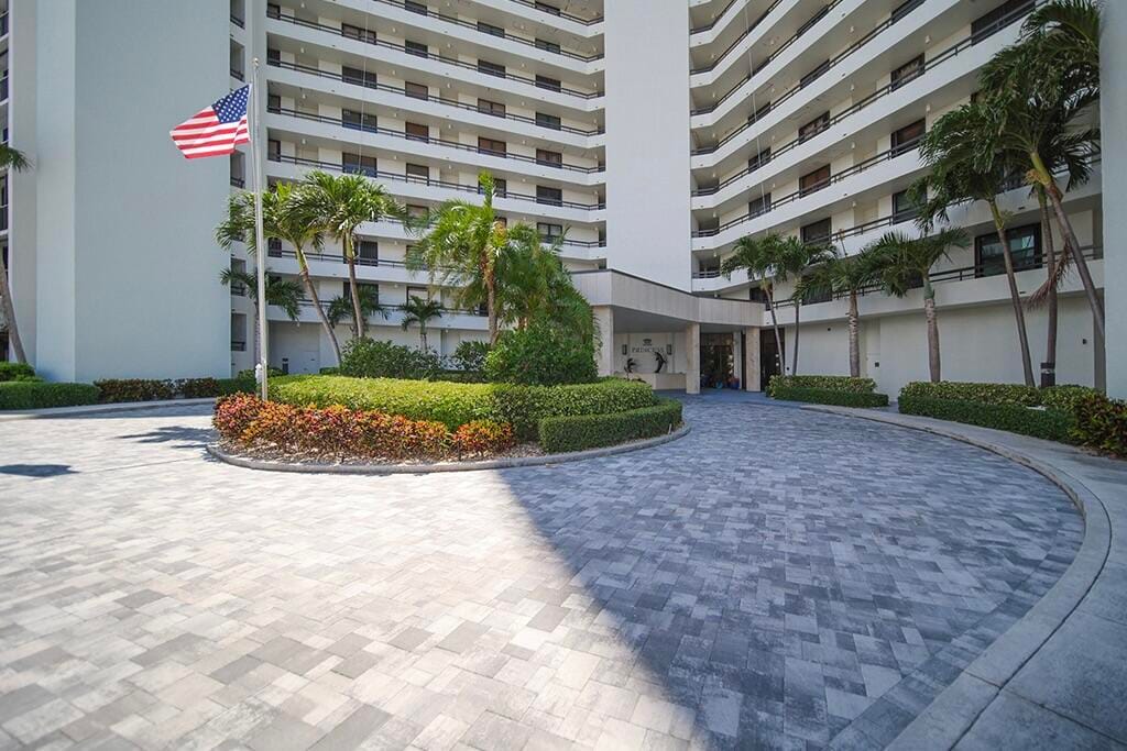 9650 S Ocean Drive 1907 — photo 7