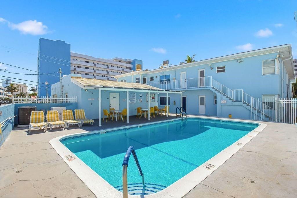 326 Harrison Street 302a, Hollywood, FL 33019 photo 13