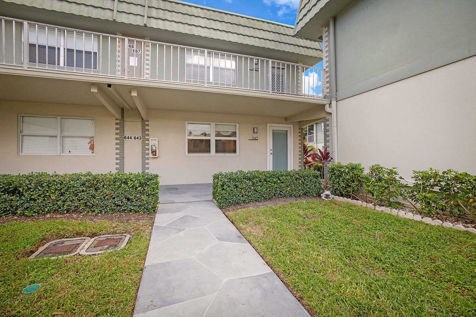 643 Flanders N, Delray Beach, FL 33484