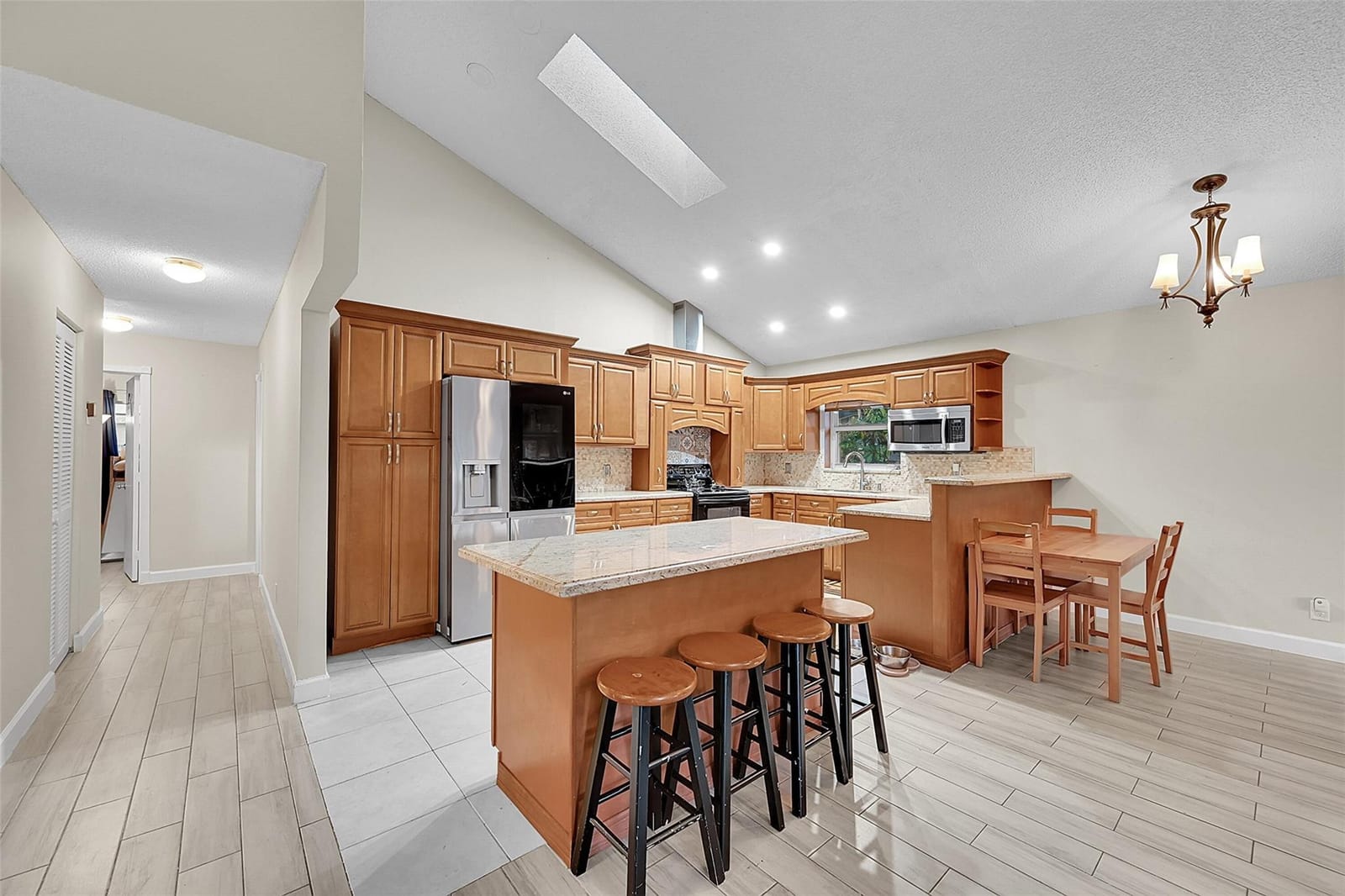 9941 NW 45th Street — photo 5