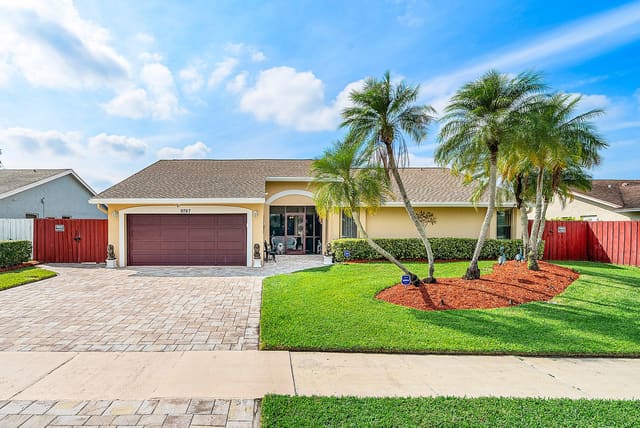 9767 Richmond Circle, sold in American Homes At Boca Raton 3, Boca Raton, FL