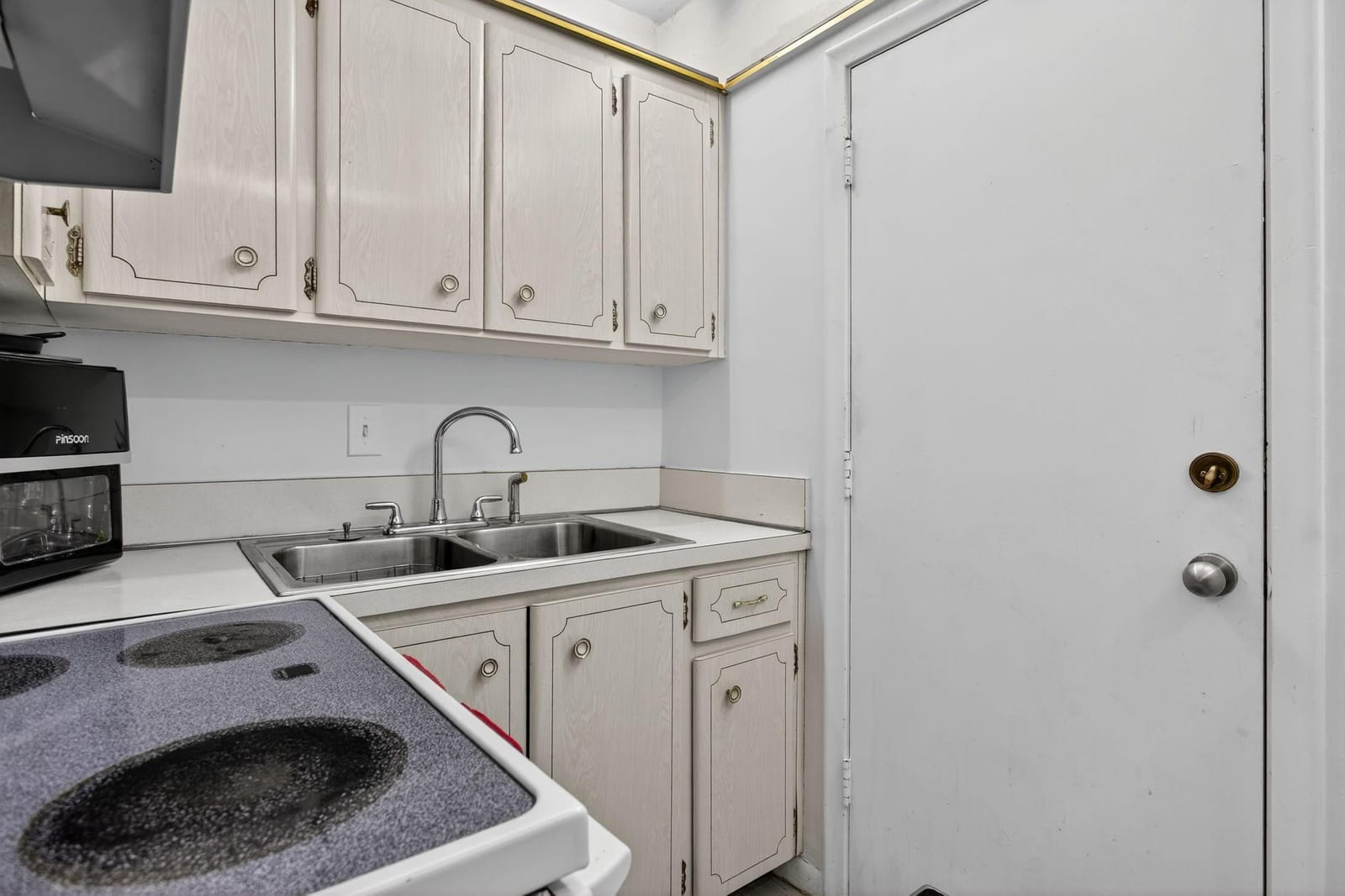418 S Cypress Road 110 — photo 11