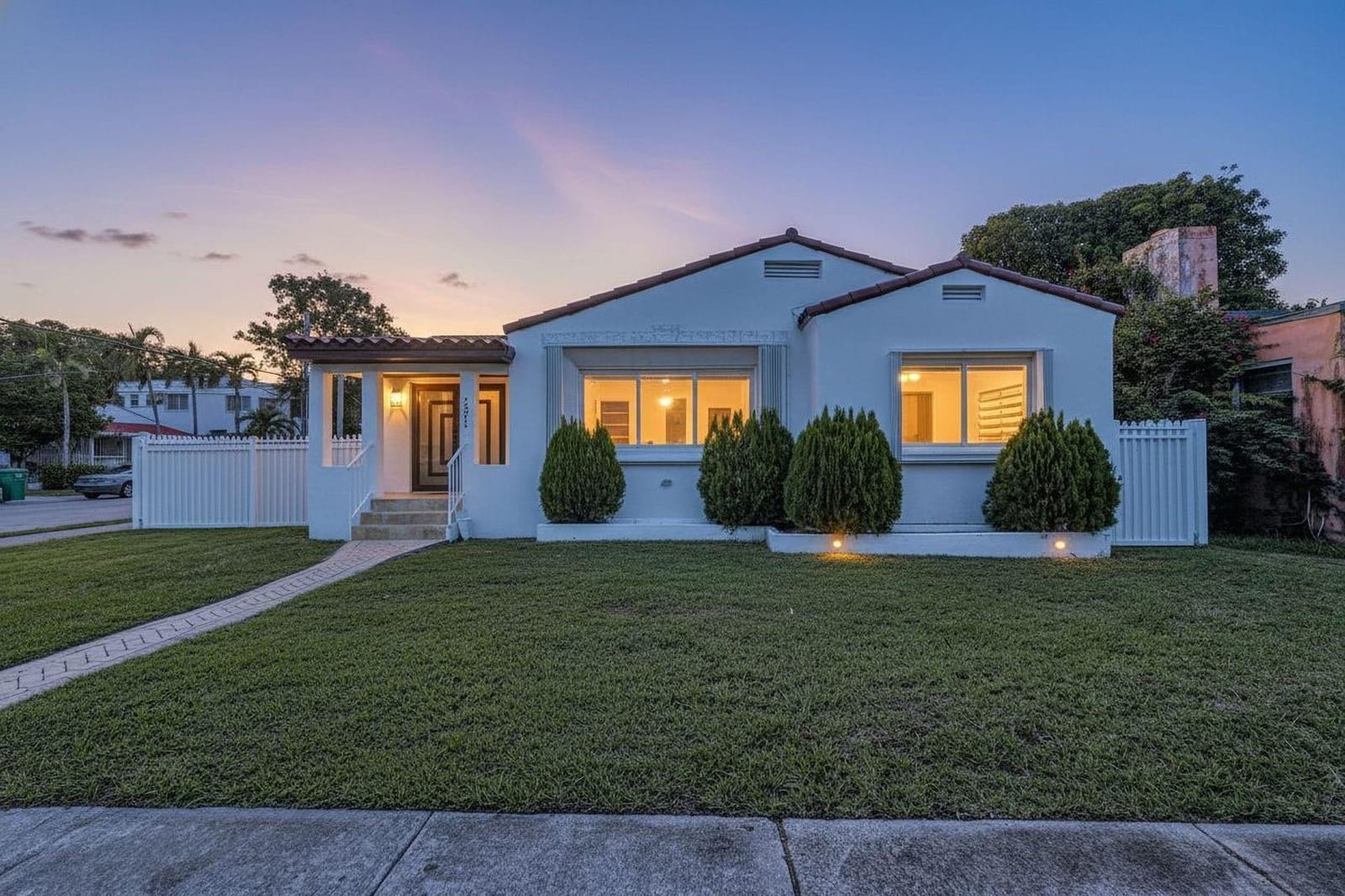 2291 SW 17th Street, Miami, FL 33145