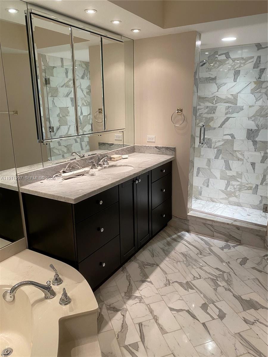20281 E Country Club Drive 511, Aventura, FL 33180 photo 16