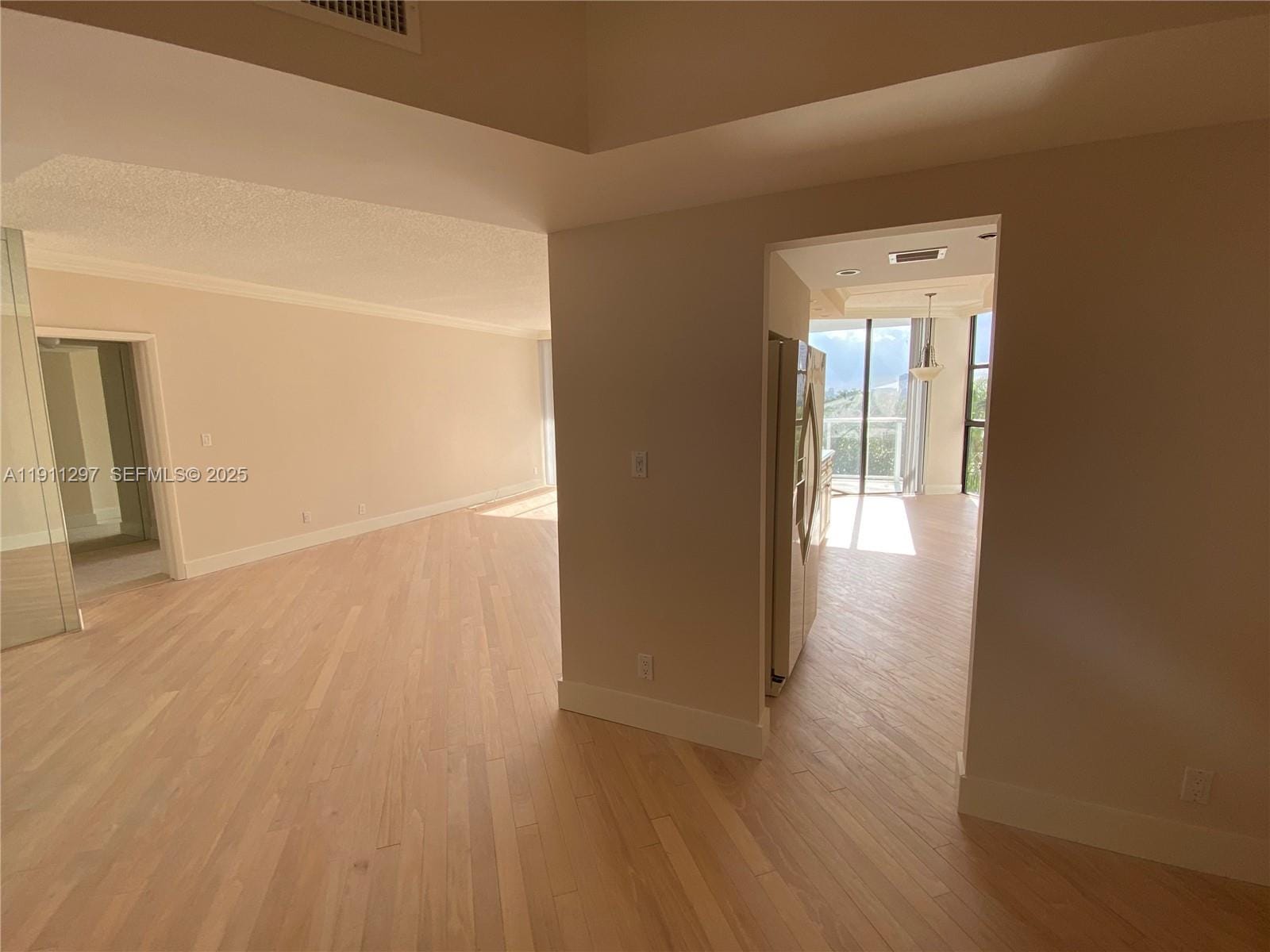 20281 E Country Club Drive 511 — photo 3