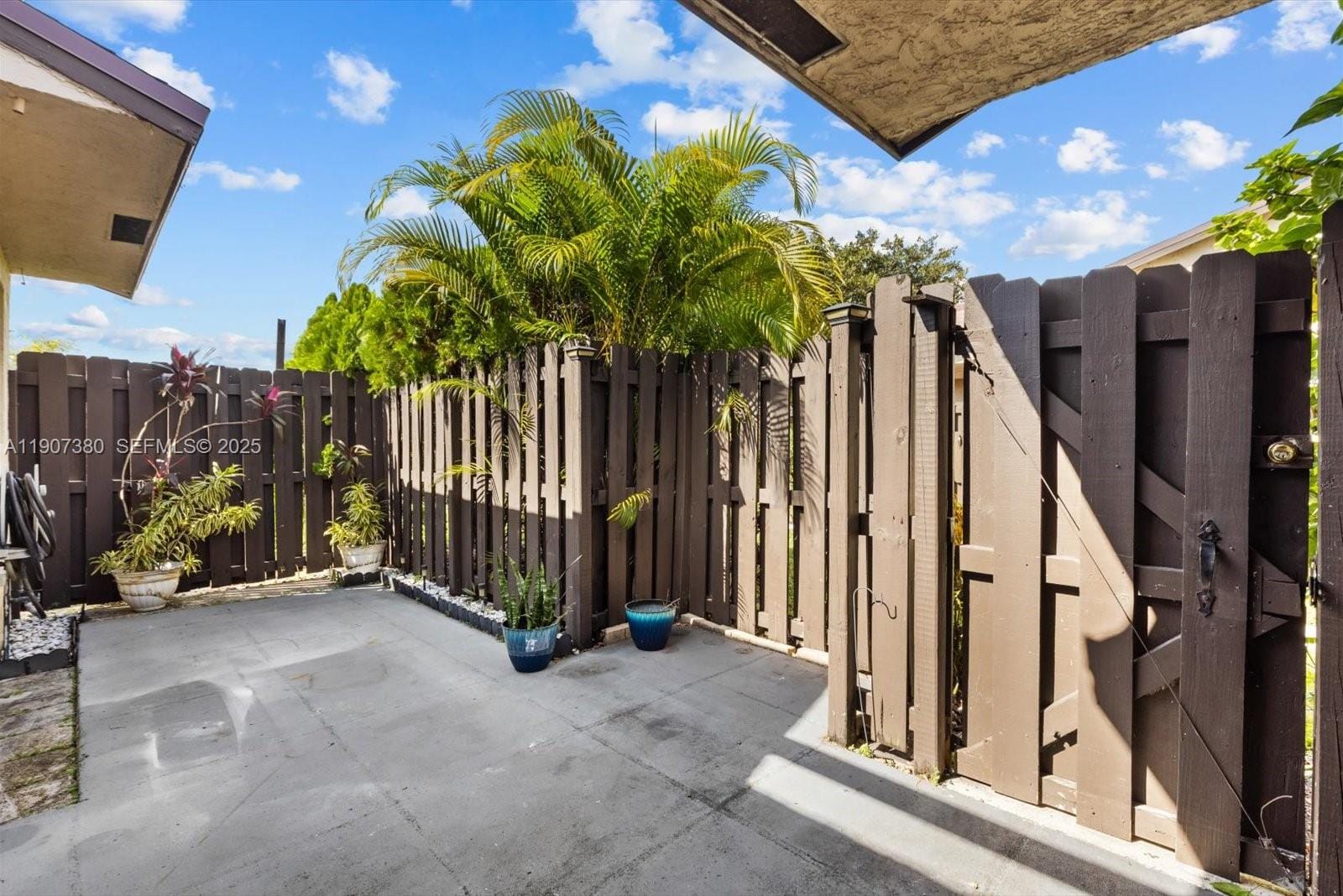 3502 Waterview Circle, Palm Springs, FL 33461 photo 3