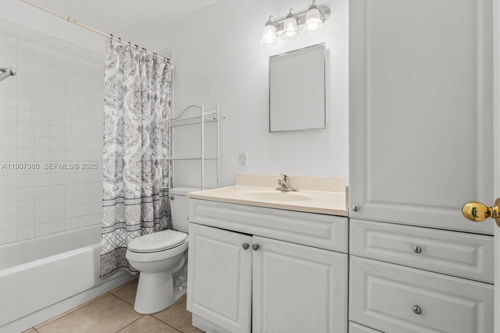 3502 Waterview Circle, Palm Springs, FL 33461 photo 25
