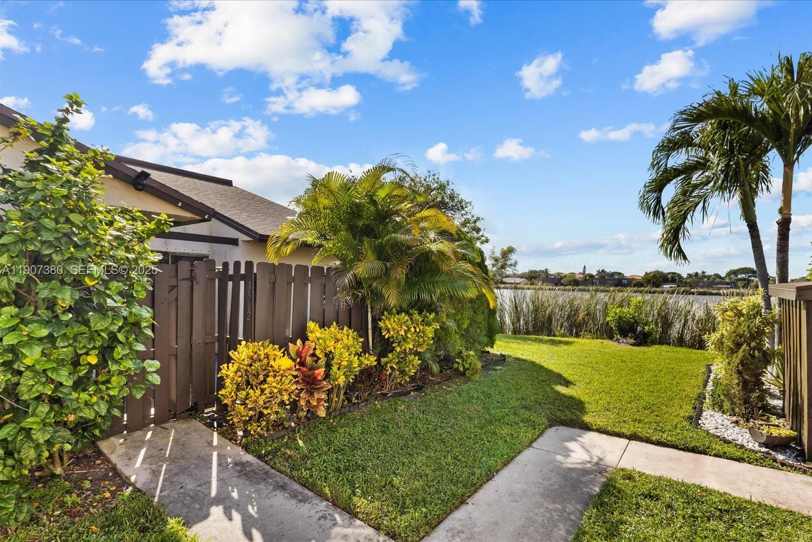 3502 Waterview Circle, Palm Springs, FL 33461 photo 27