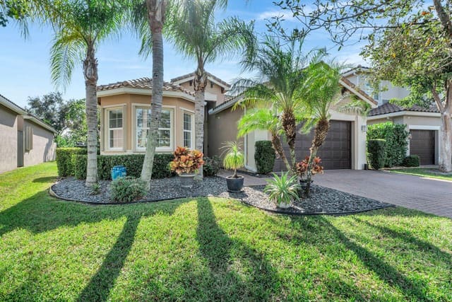 11453 Mantova Bay Circle, sold in Trails At Canyon, Boynton Beach, FL