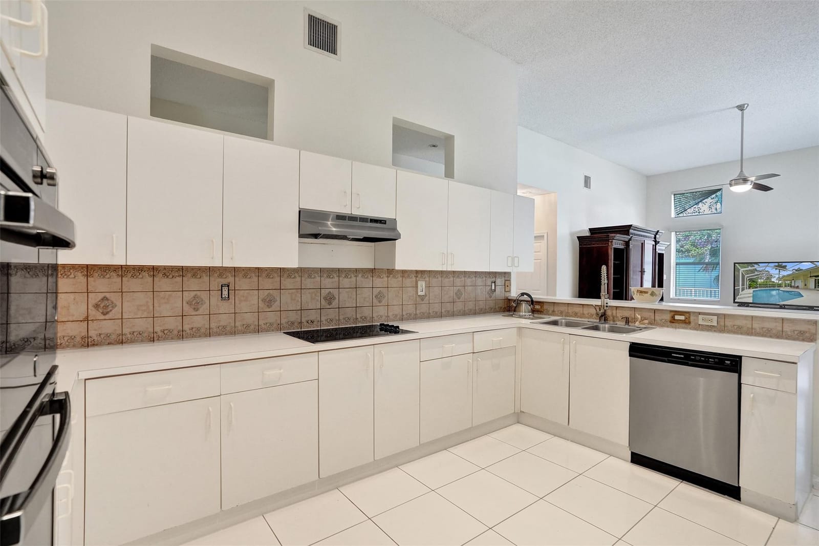 6411 NW 41st Street, Coral Springs, FL 33067 photo 14
