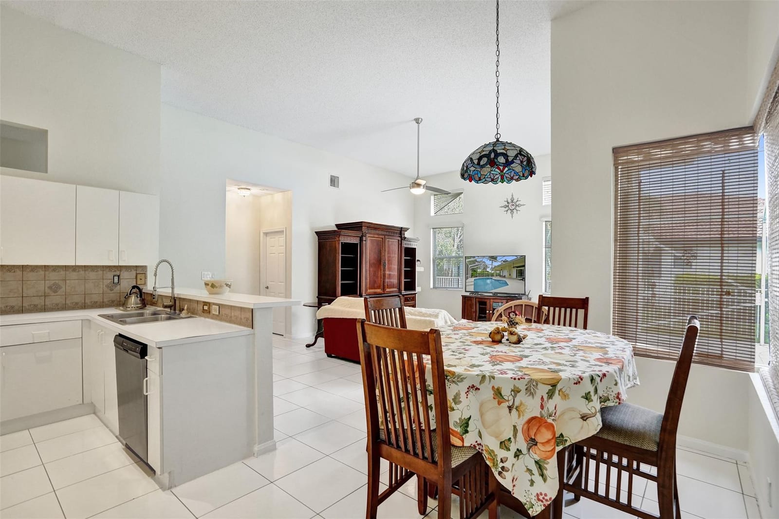 6411 NW 41st Street, Coral Springs, FL 33067 photo 18