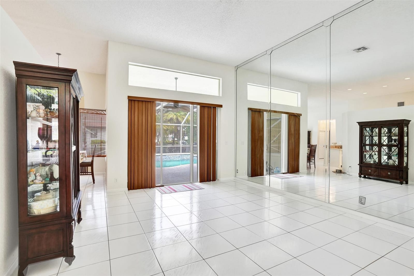 6411 NW 41st Street — photo 8