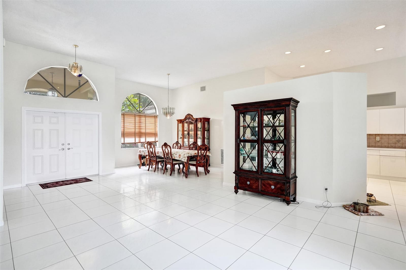 6411 NW 41st Street — photo 9