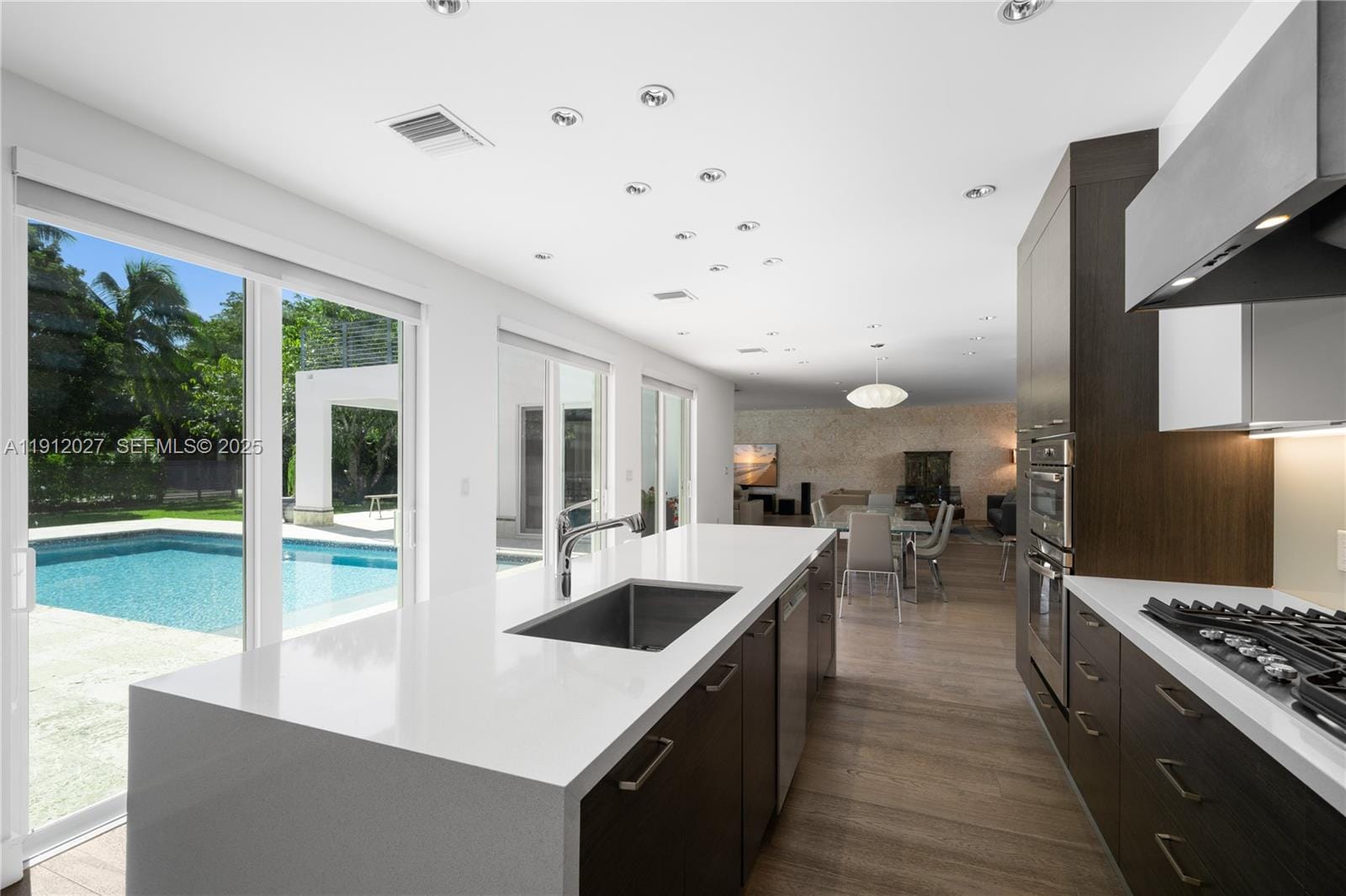 7950 SW 54th Avenue — photo 8