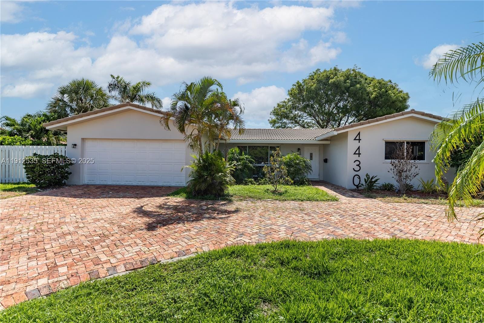 4430 NE 28th Terrace, Lighthouse Point, FL 33064 photo 2