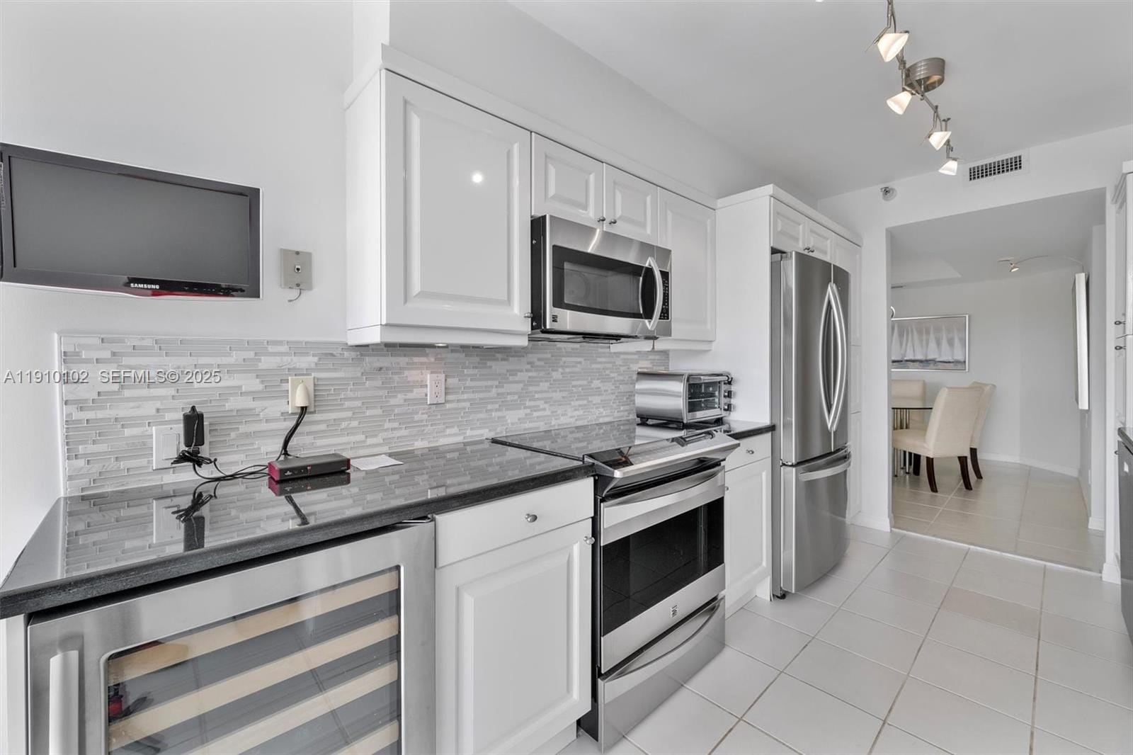 3640 Yacht Club Drive 1107, Aventura, FL 33180 photo 9