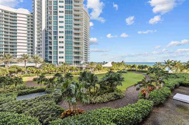 10275 Collins Avenue 402, Bal Harbour, FL 33154