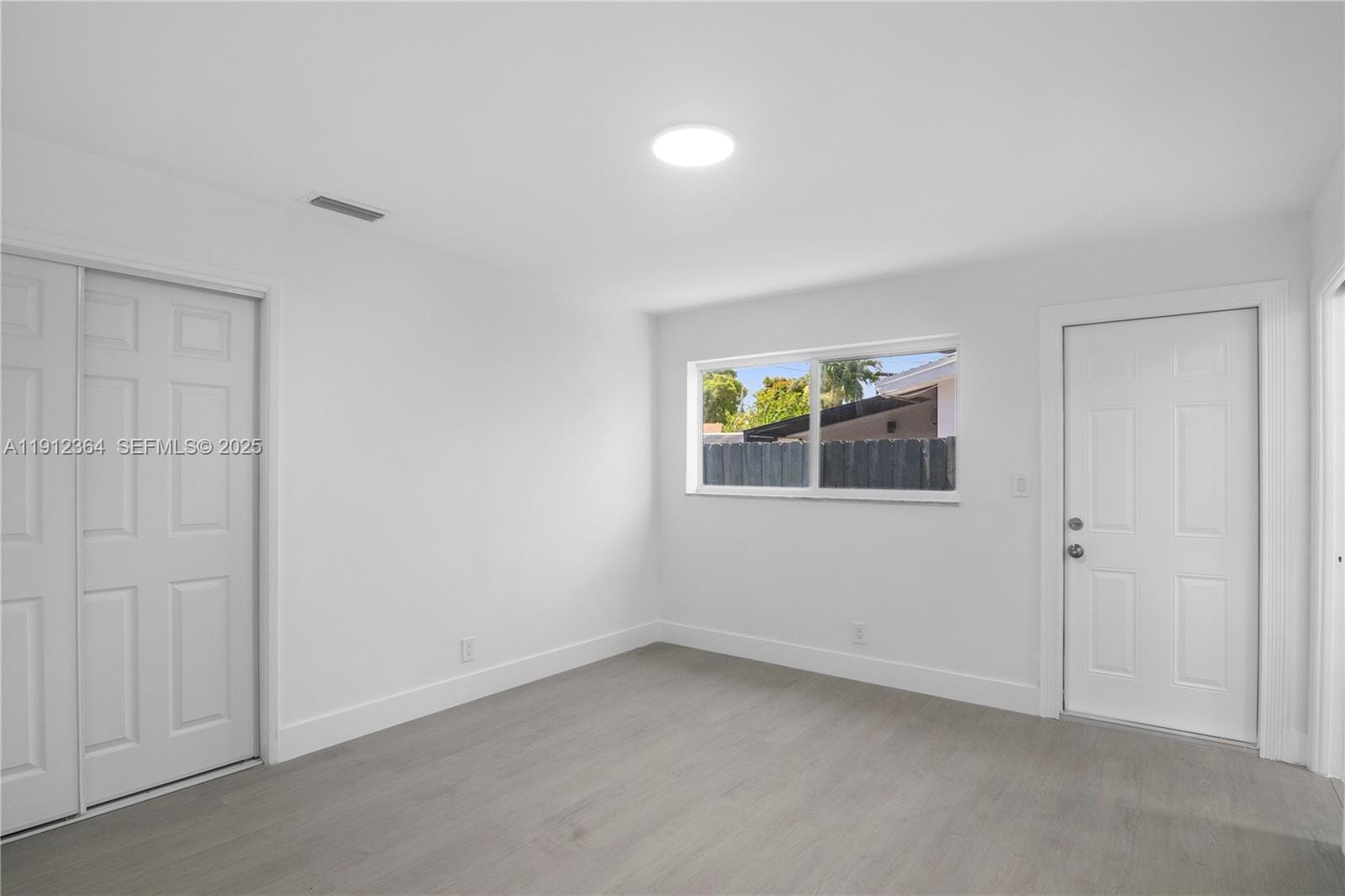 1750 NE 52nd Street — photo 12