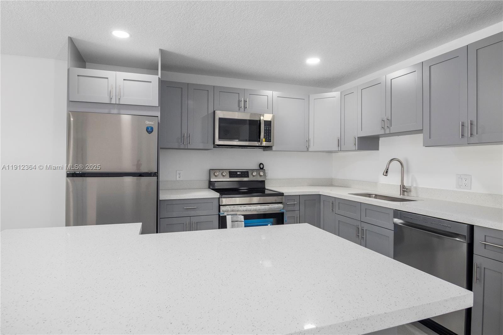 1750 NE 52nd Street — photo 8