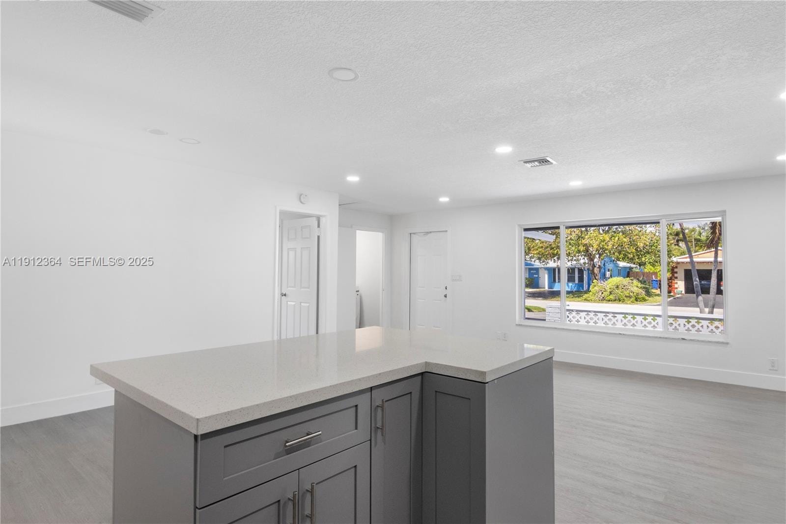 1750 NE 52nd Street — photo 10