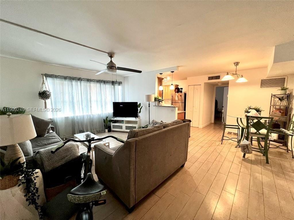 1100 SE 4th Avenue 10 — photo 5