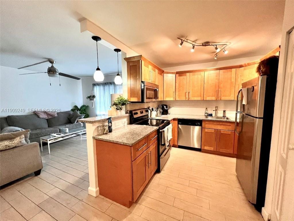 1100 SE 4th Avenue 10 — photo 6