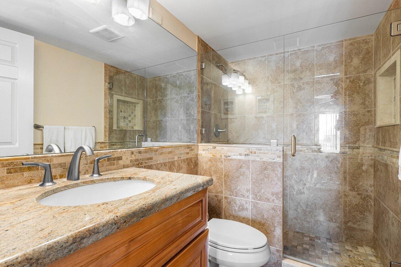609 Sea Pine Way B2, Greenacres, FL 33415 photo 18