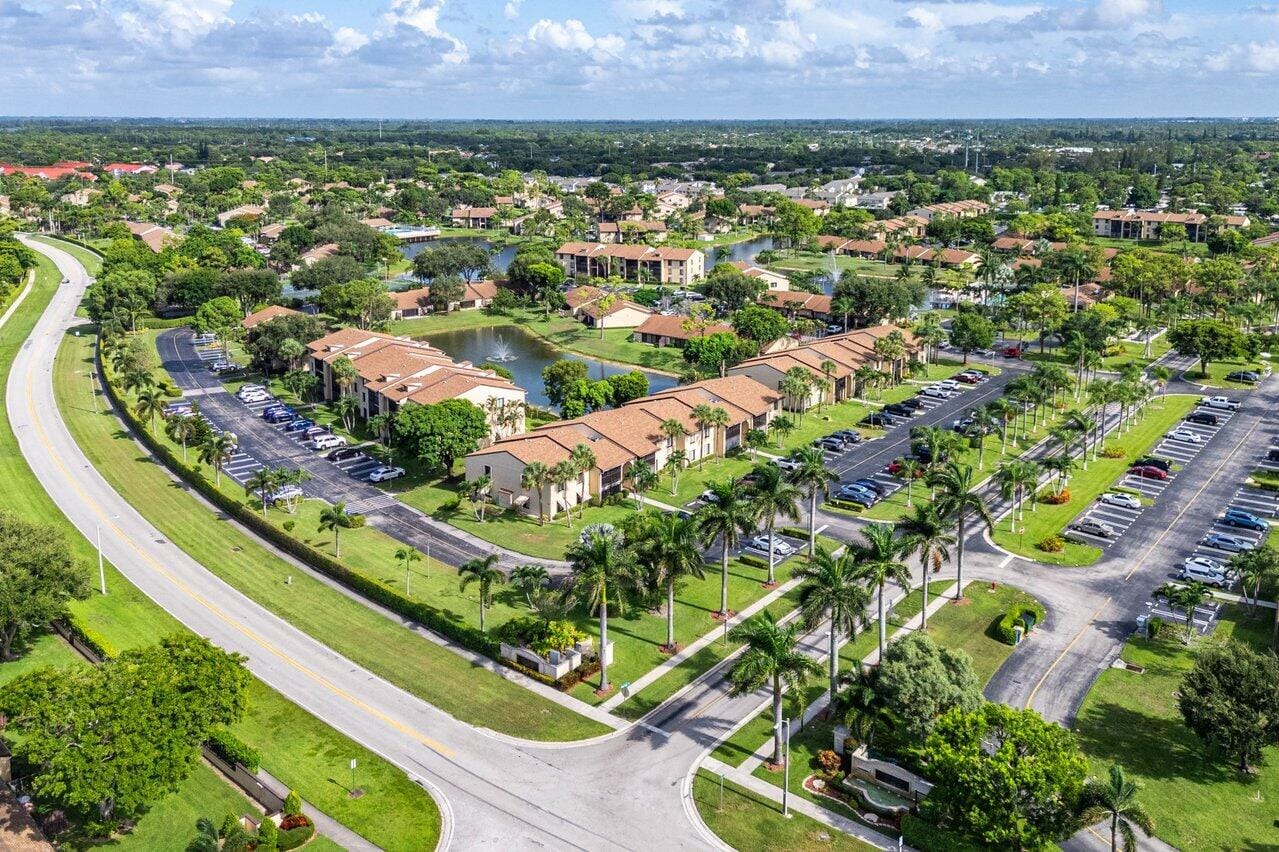 609 Sea Pine Way B2, Greenacres, FL 33415 photo 25