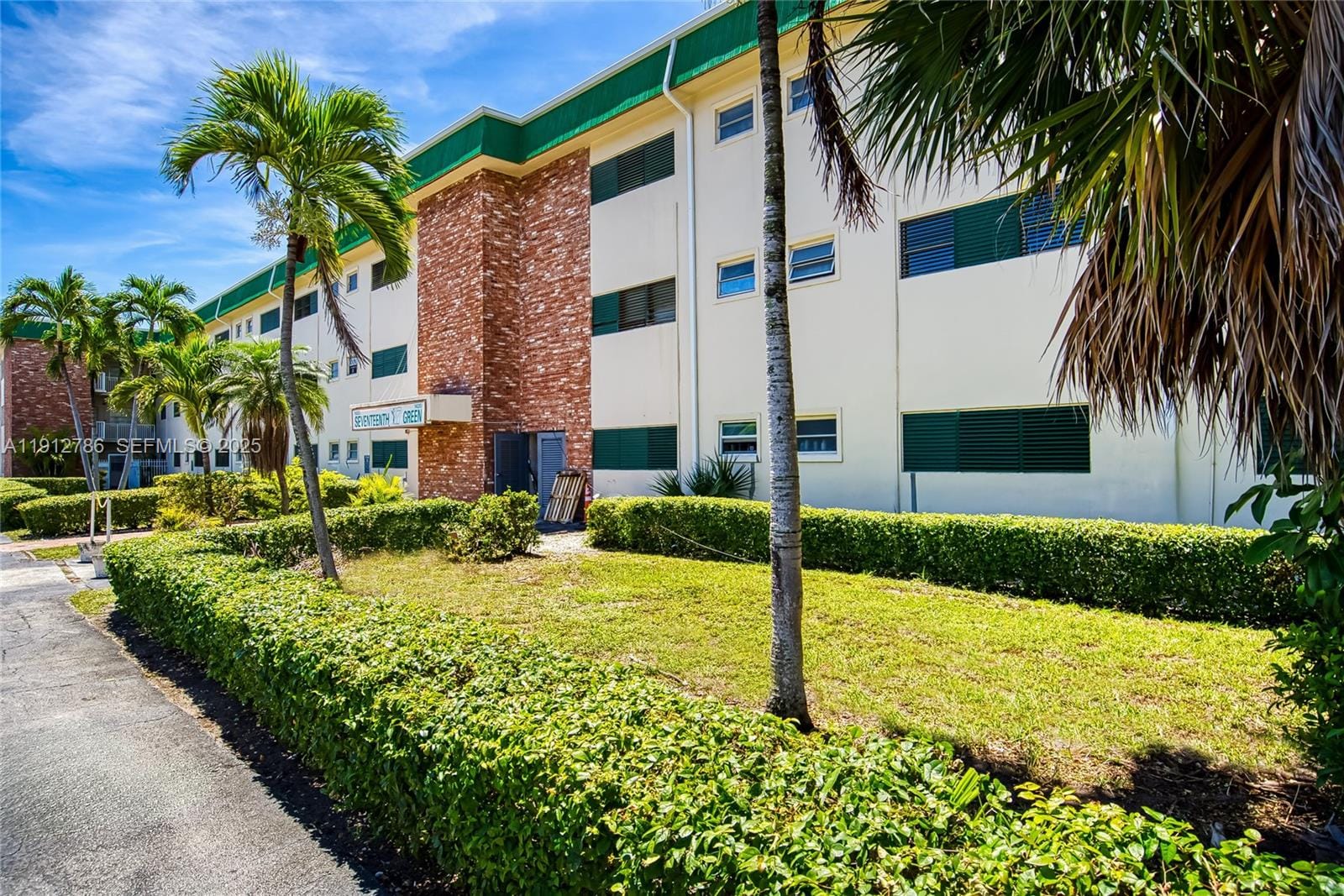 1420 Atlantic Shores Boulevard 340, Hallandale Beach, FL 33009 photo 23