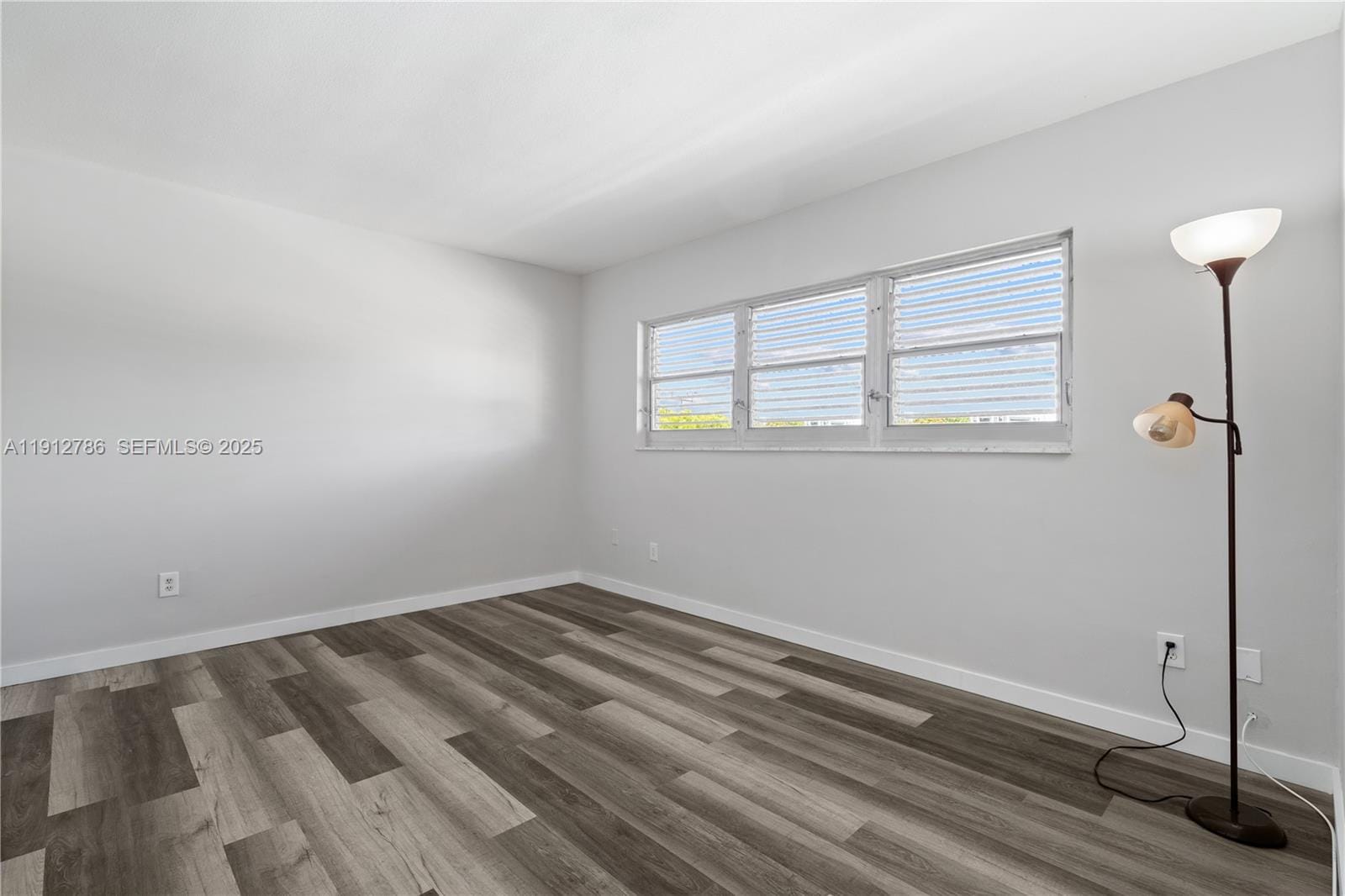 1420 Atlantic Shores Boulevard 340 — photo 9