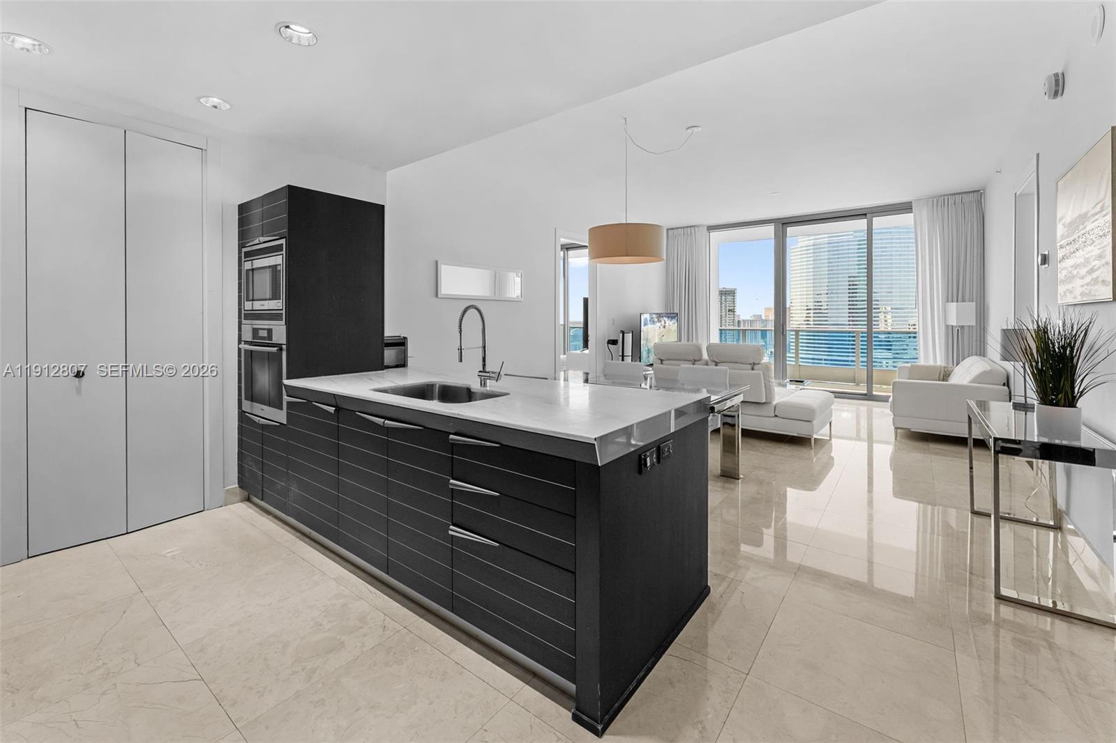 200 Biscayne Boulevard Way 4510, Miami, FL 33131, Miami