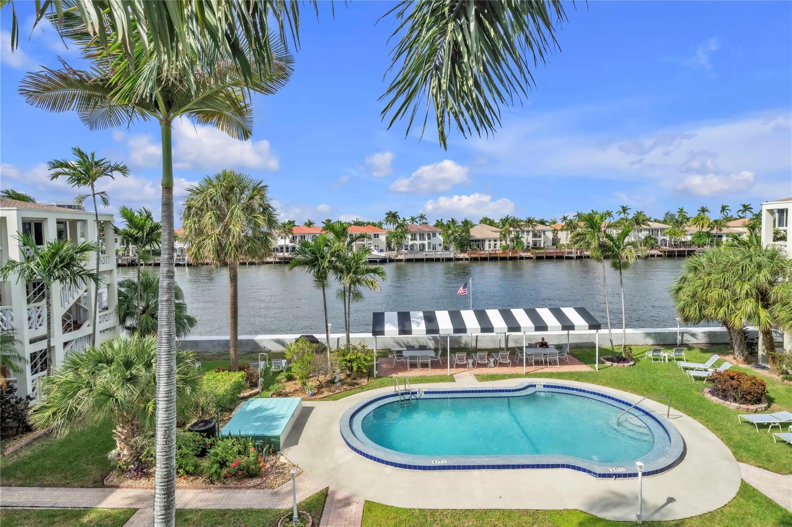 2400 S Ocean Drive 108 — photo 2