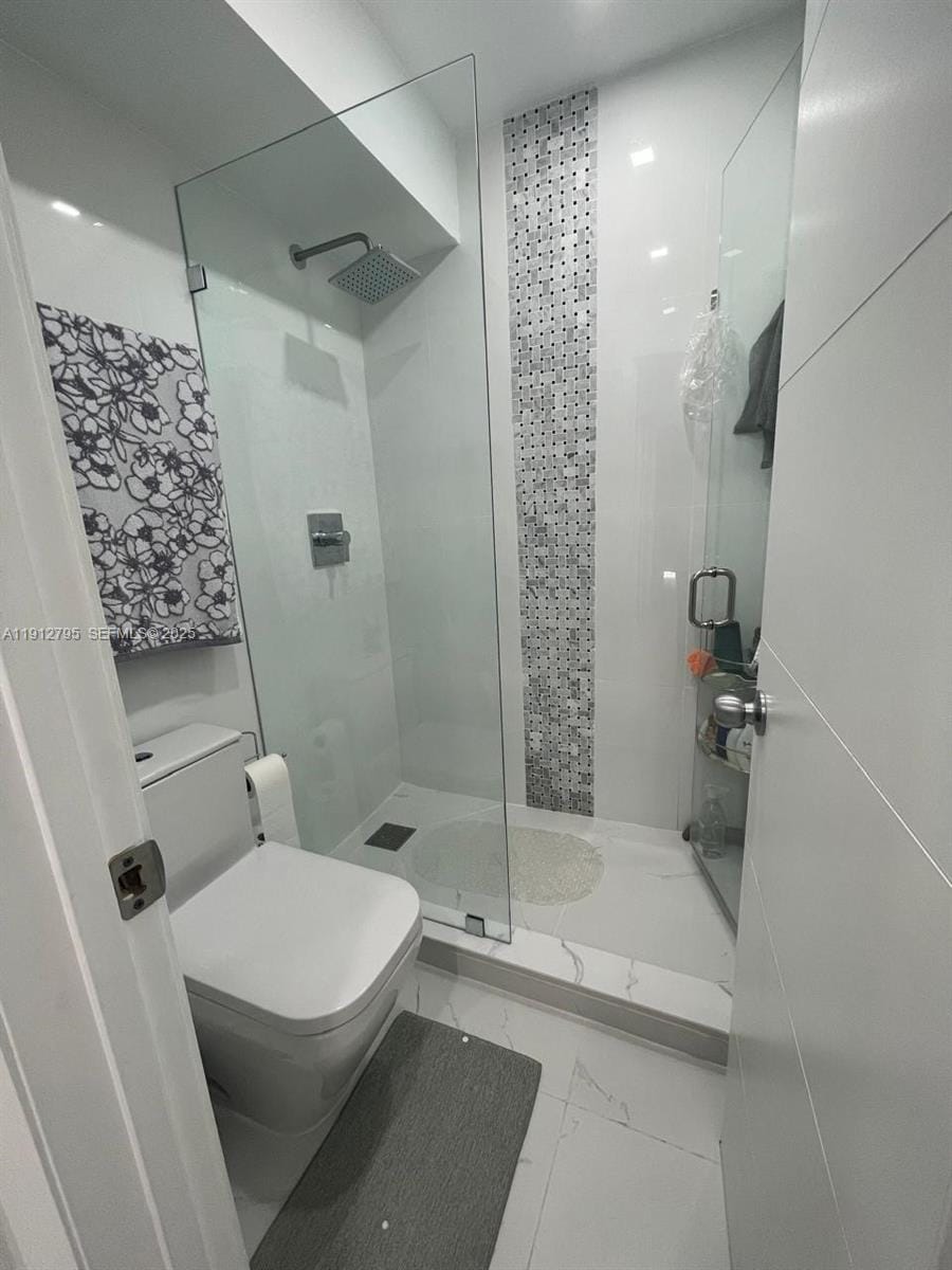 20400 W Country Club Drive 615 — photo 6