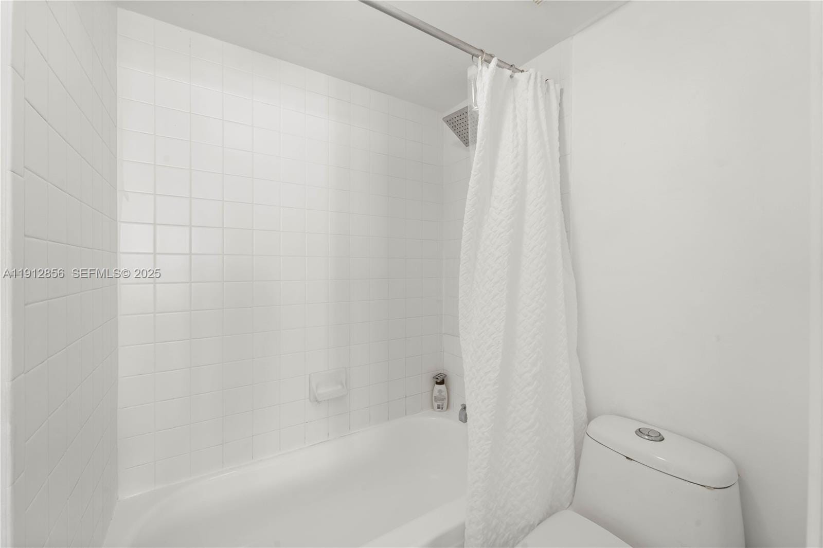 540 Brickell Key Drive 1406, Miami, FL 33131 photo 20