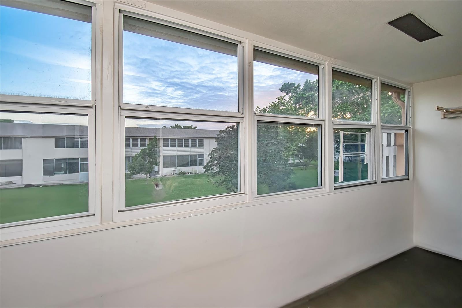 235 Kent 235, West Palm Beach, FL 33417 photo 20