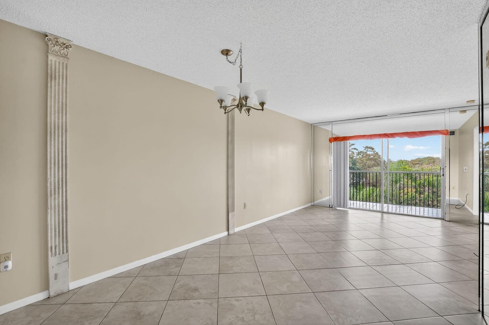 2236 N Cypress Bend Drive 508 — photo 12