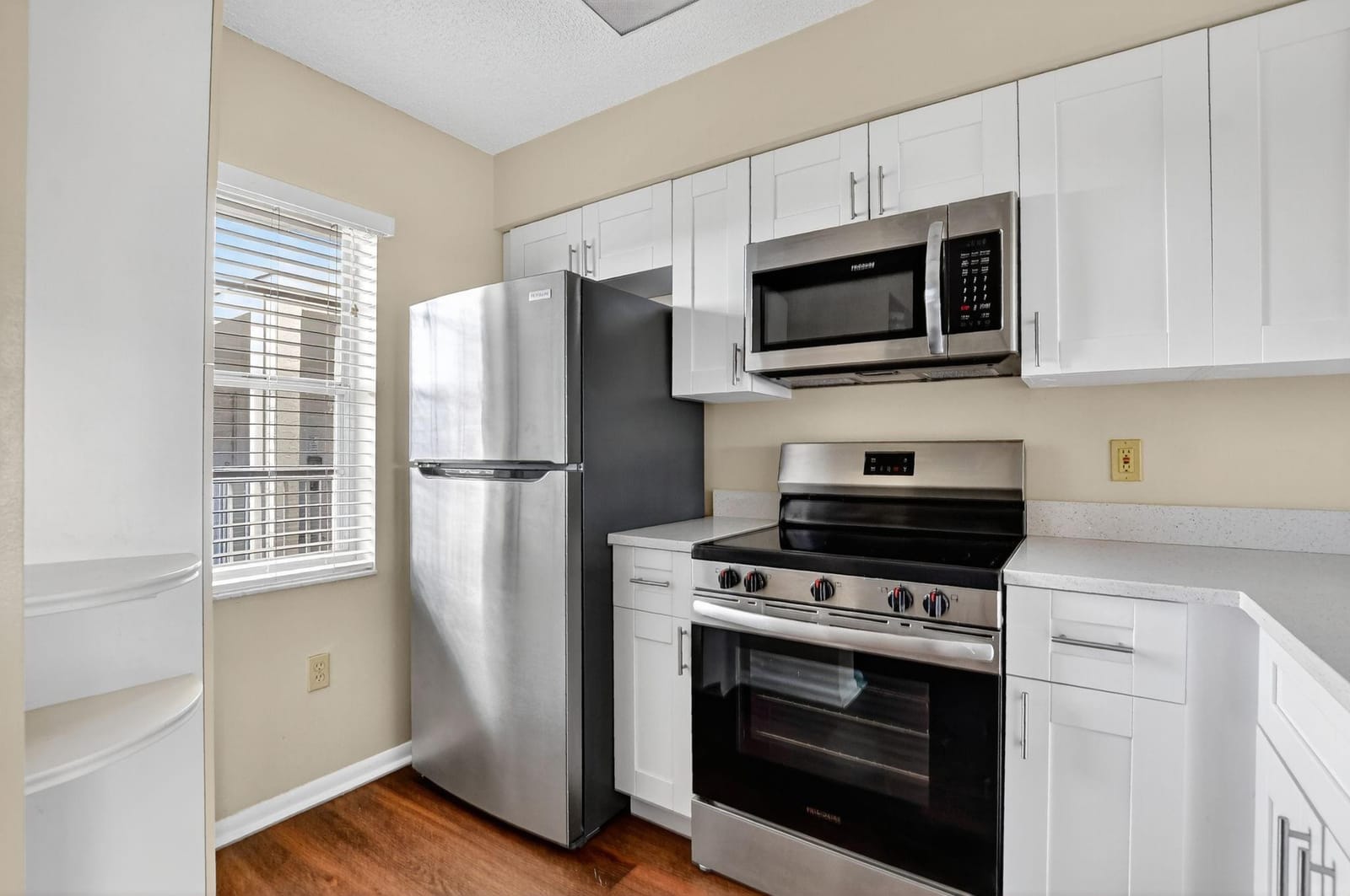 2236 N Cypress Bend Drive 508 — photo 6