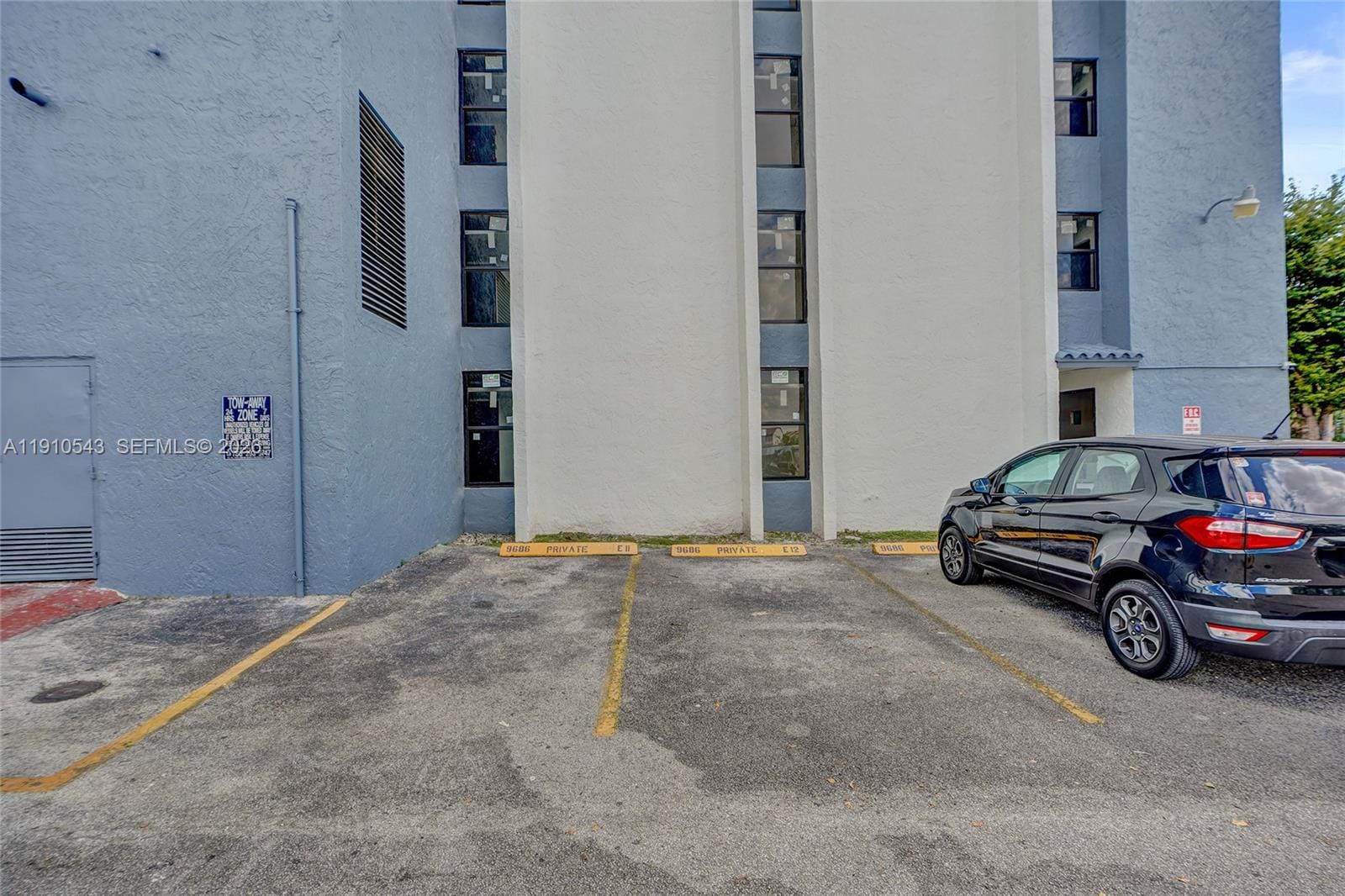 9686 Fontainebleau Boulevard 507, Miami, FL 33172 photo 30