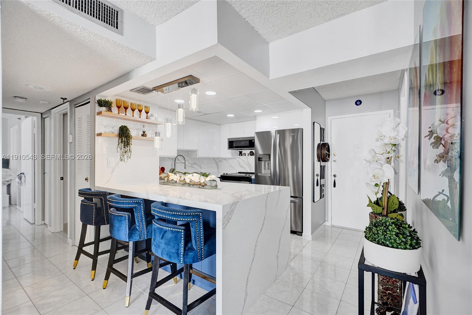 9686 Fontainebleau Boulevard 507, Miami, FL 33172, Miami