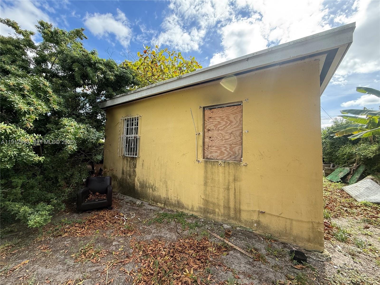 1865 NW 70th Street — photo 4