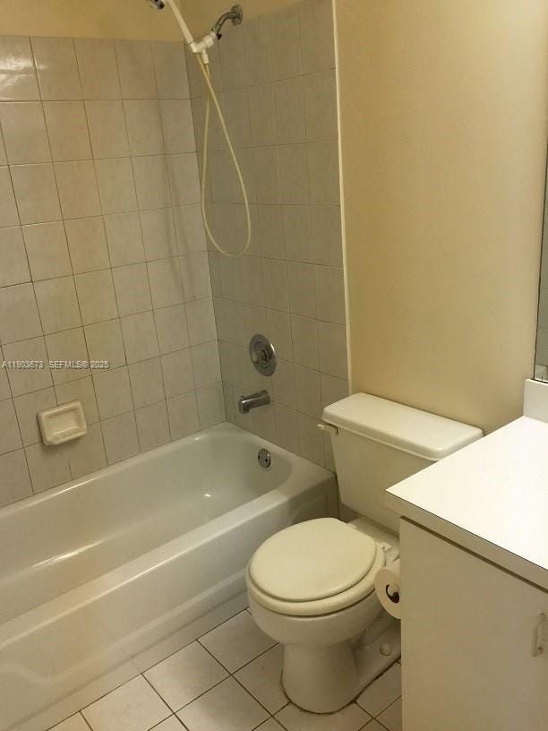9719 Hammocks Boulevard 208J, Miami, FL 33196 photo 7