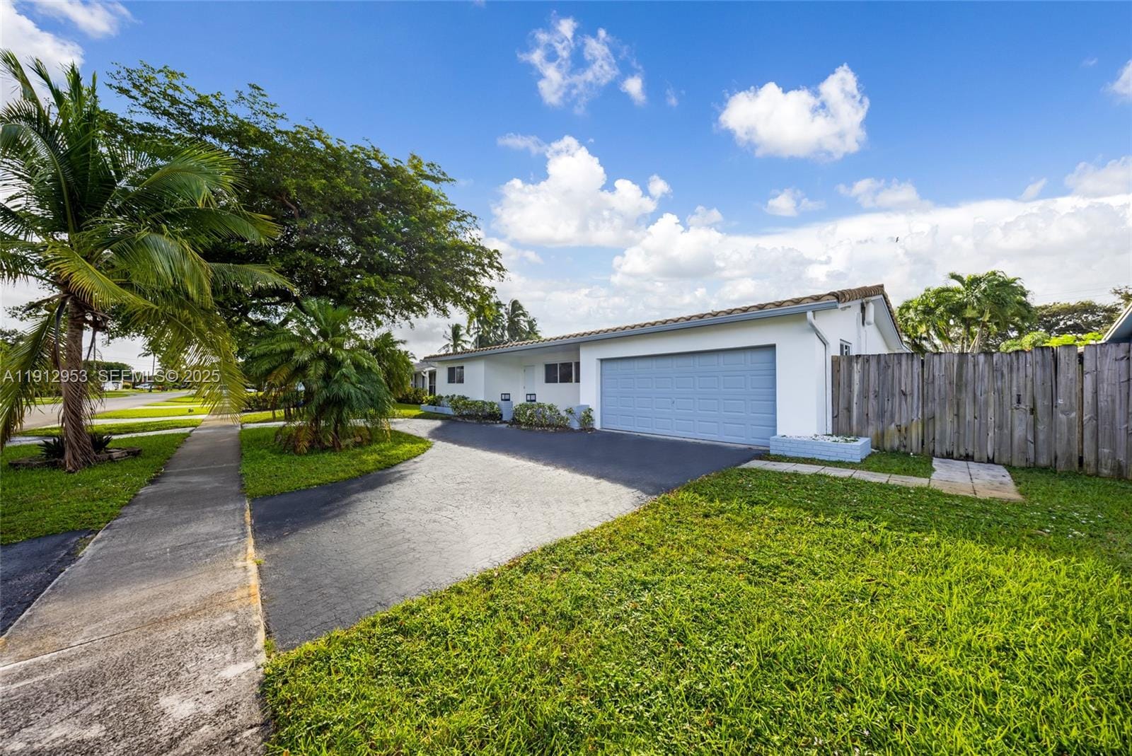 4500 Monroe Street, Hollywood, FL 33021