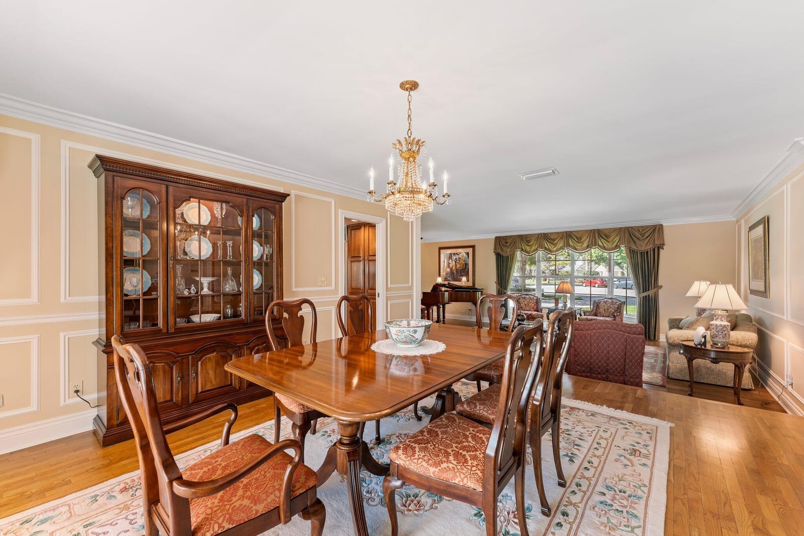1132 Country Club Drive — photo 10