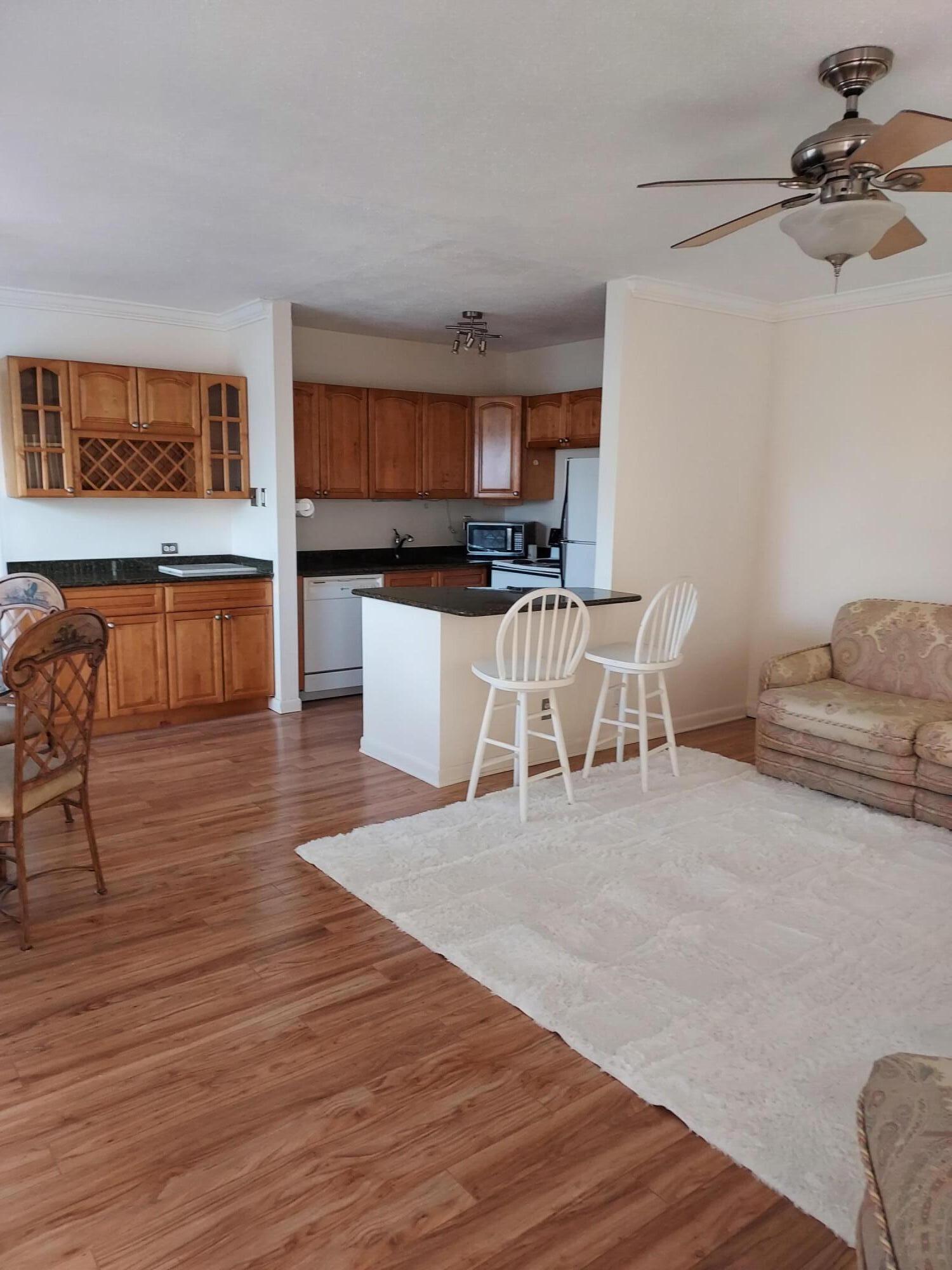 261 Coventry K, West Palm Beach, FL 33417, West Palm Beach
