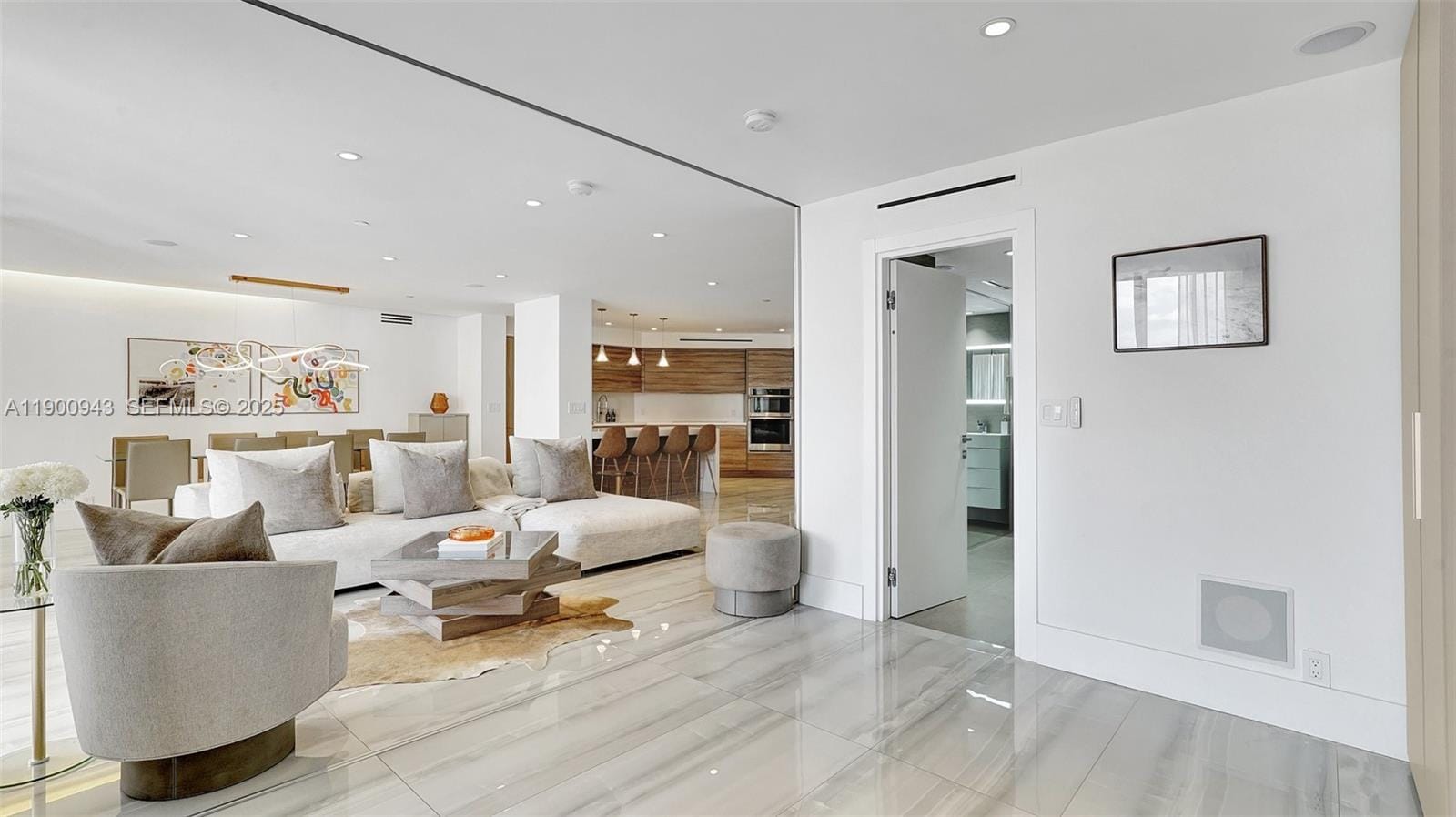 3000 Island Boulevard 905, Aventura, FL 33160 photo 13