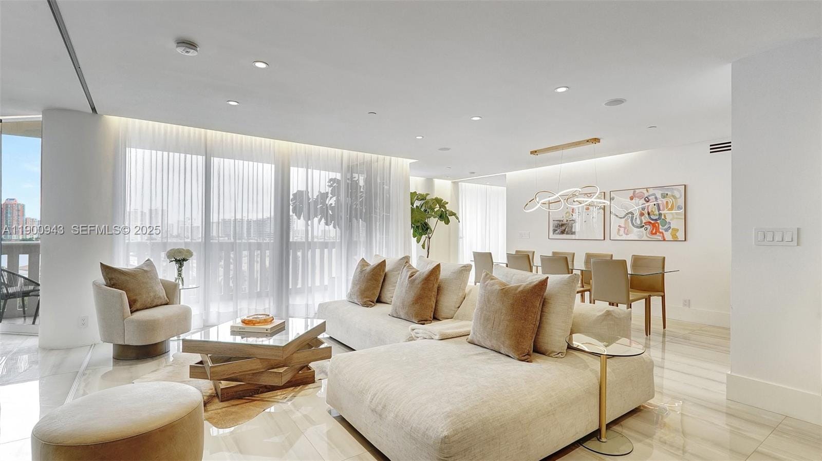 3000 Island Boulevard 905, Aventura, FL 33160 photo 4