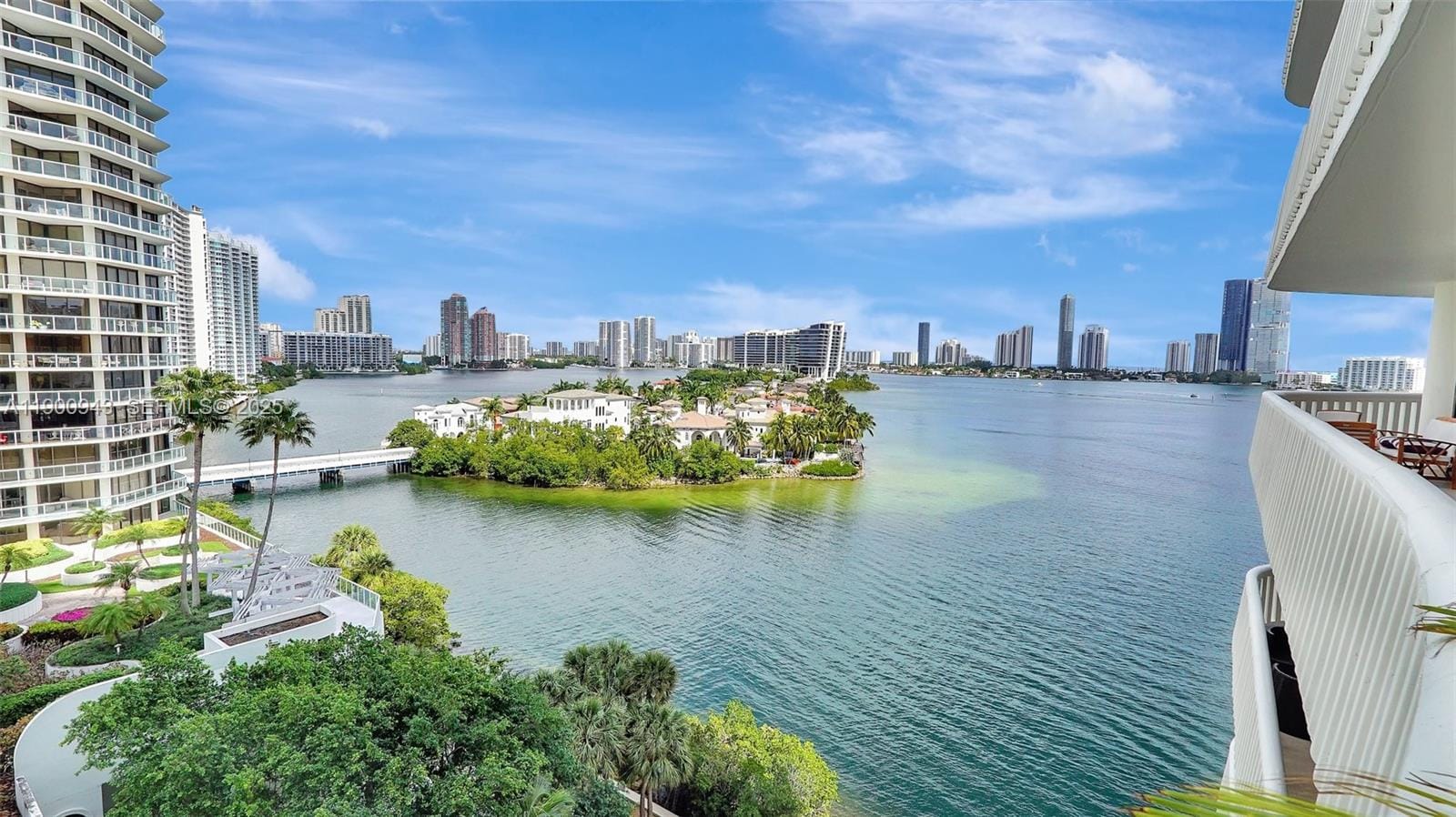 3000 Island Boulevard 905, Aventura, FL 33160 photo 6