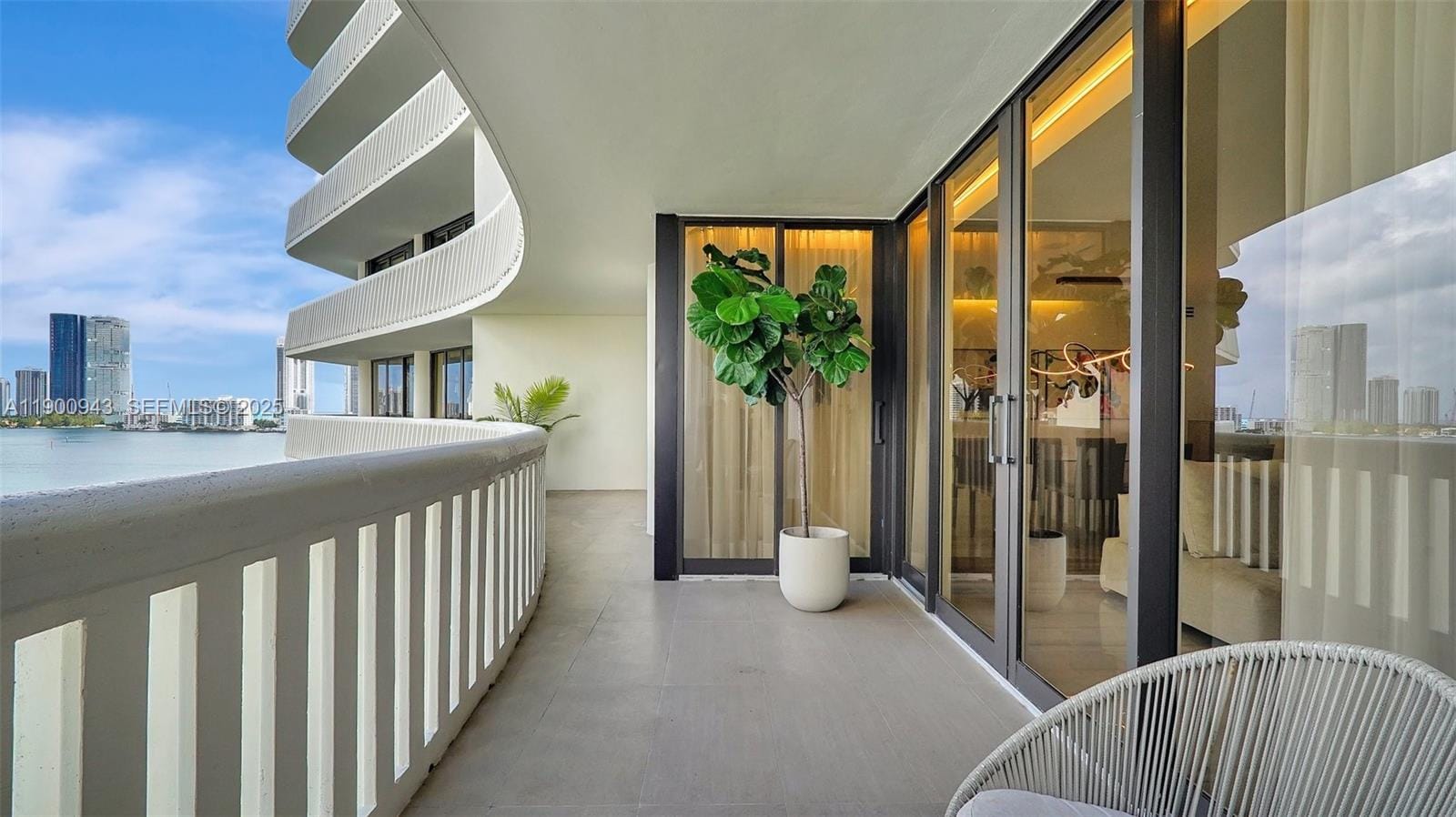 3000 Island Boulevard 905, Aventura, FL 33160 photo 9